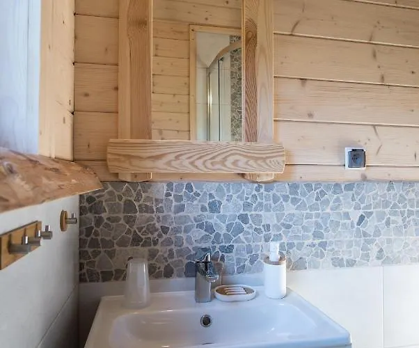 Chalet Zakopianskie Przy Potoku *